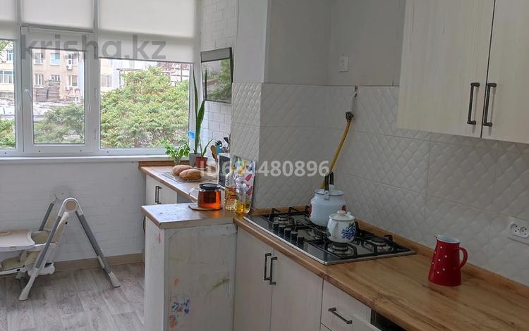 3-комнатная квартира · 70 м² · 3/5 этаж, 12-й мкр 11 за 21.3 млн ₸ в Актау — фото 2