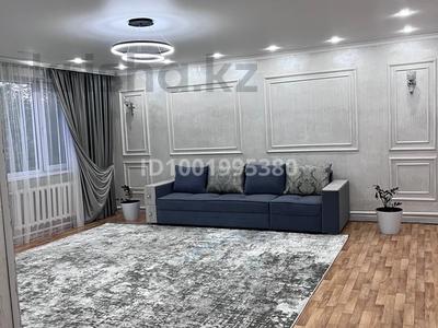 Продажа домов и дачи в Алматинской обл.: Отдельный дом · 7 комнат · 210 м² · 28 сот., Барибаева 23 — Жібек жолы за 29 млн 〒 Отдельный дом · 7 комнат · 210 м² · 28 сот., Барибаева 23 — Жібек жолы за 29 млн 〒 в