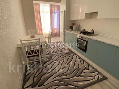 2-комнатная квартира · 70 м² · 4/6 этаж, 16-й мкр 89 — Трц Байтерекке жақын жолдың бойында орналасқан за 200 000 〒 в Актау