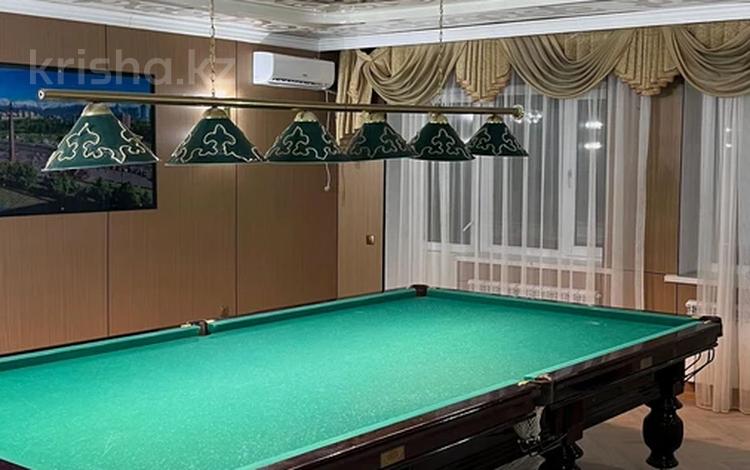 Дом · 8 комнат · 400 м², мкр Шубар 32 — Халел досмухамед улы 32 за 100 000 ₸ в Астане, Есильский р-н — фото 5