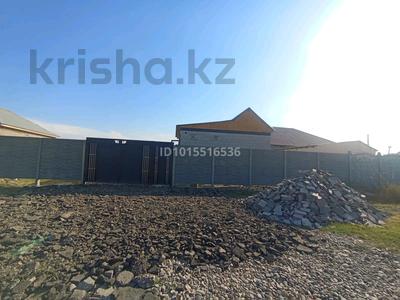 Отдельный дом · 2 комнаты · 100 м² · 800 сот., мкр Аулие-Ата, Каукен Кенжетаев 60 — Залини за 14 млн ₸ в Таразе