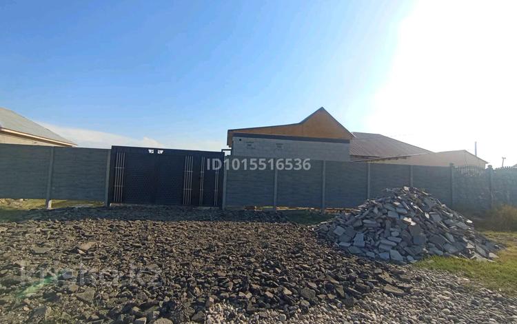 Отдельный дом · 2 комнаты · 100 м² · 800 сот., мкр Аулие-Ата, Каукен Кенжетаев 60 — Залини за 14 млн ₸ в Таразе — фото 2