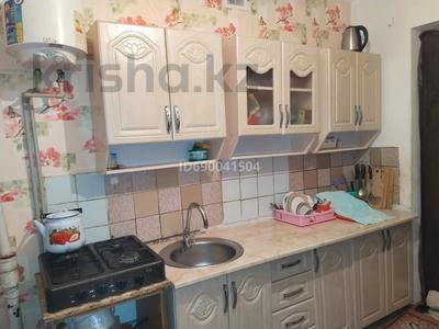 2-комнатная квартира · 50 м² · 2/5 этаж, Альфараби 65-Б — Школа 1 за 11.6 млн 〒 в Кентау