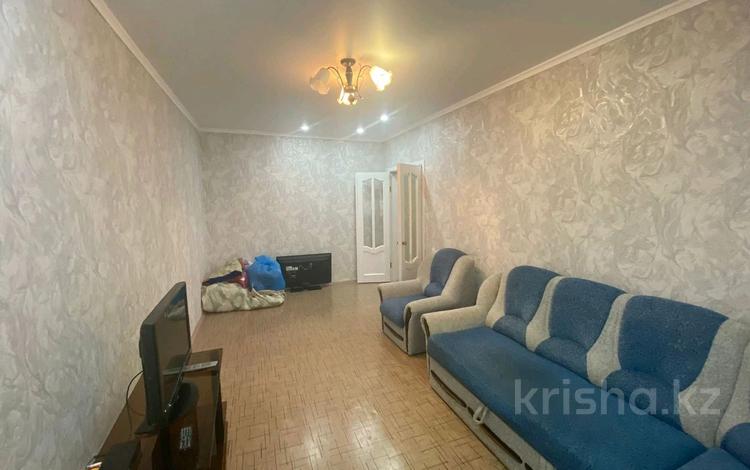 2-комнатная квартира, 63 м², 1/5 этаж, валиханова за 20.8 млн 〒 в Петропавловске — фото 2