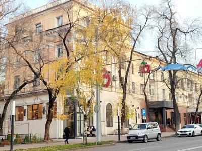 3-комнатная квартира · 75.6 м² · 3/4 этаж, Абылай хана — Кабанбай батыра за 103 млн ₸ в Алматы, Алмалинский р-н