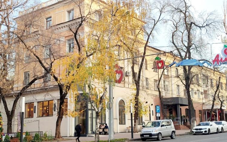 3-комнатная квартира · 75.6 м² · 3/4 этаж, Абылай хана — Кабанбай батыра за 110 млн ₸ в Алматы, Алмалинский р-н — фото 2