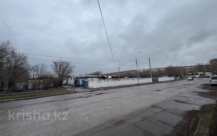 Еркін, дүкендер мен бутиктер, қоғамдық тамақтану орны · 2400 м², бағасы: 115 млн ₸ в Абае — фото 2