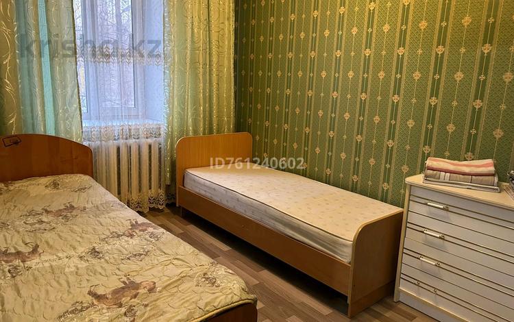 3-бөлмелі пәтер · 65 м² · 2/2 қабат, Железнодорожная 2/1, бағасы: 17 млн ₸ в Павлодаре — фото 3