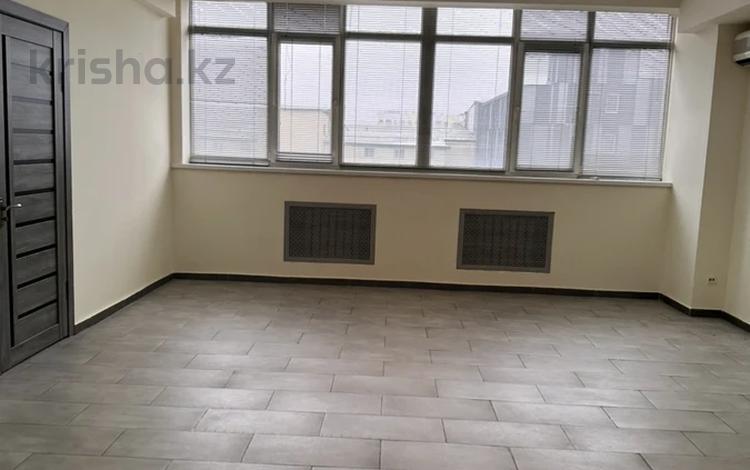 Офисы · 37 м² за 350 000 ₸ в Алматы, Медеуский р-н — фото 2