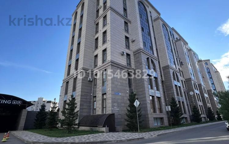 4-комнатная квартира · 146 м² · 7/8 этаж, Умай Ана 15 — Умай ана 15 за 1 млн ₸ в Астане, Нура р-н — фото 2