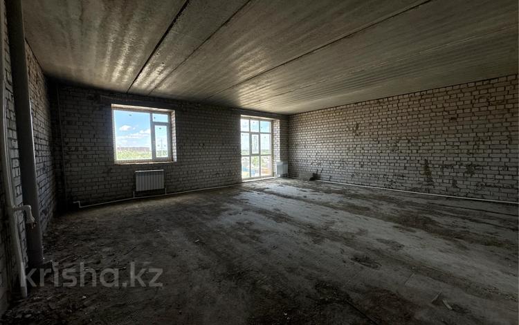 3-бөлмелі пәтер · 99 м² · 5/9 қабат, казправды 5а, бағасы: ~ 35.6 млн ₸ в Павлодаре — фото 2