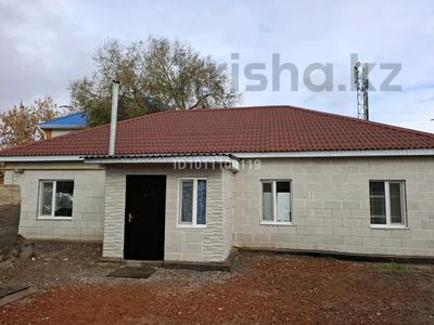 Отдельный дом · 4 комнаты · 100 м² · 6 сот., Переулок Батыс — Кунаева-Джангилдина за 27 млн ₸ в Актобе, мкр. Курмыш