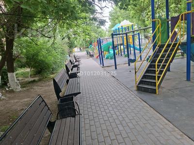 1-бөлмелі пәтер · 35 м² · 2/3 қабат, ул. Шмидта 1А, бағасы: 9.8 млн ₸ в Шымкенте, Абайский р-н