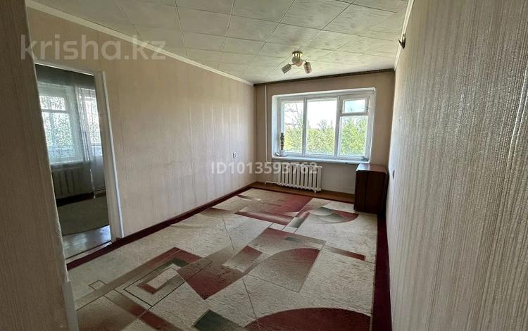 3-бөлмелі пәтер · 53 м² · 4/5 қабат, 4 мкр 11, бағасы: 9 млн ₸ в Лисаковске — фото 2