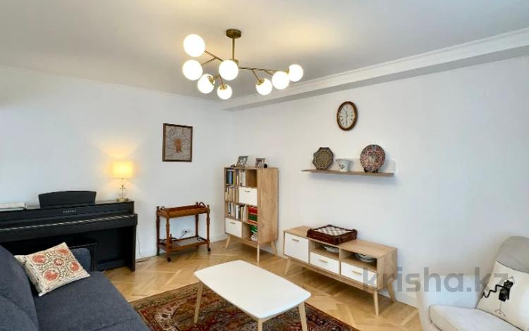 4-комнатная квартира · 100 м² · 4/9 этаж, Аль фараби 67 — Возле Есентай молл за 600 000 ₸ в Алматы, Бостандыкский р-н — фото 9