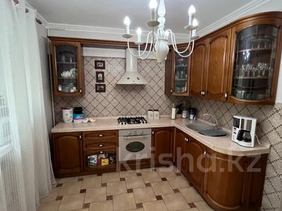 3-комнатная квартира · 107 м² · 4/5 этаж, Мауленова 120 за 120 млн 〒 в Алматы, Алмалинский р-н