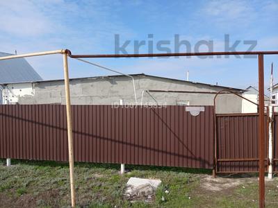 Отдельный дом · 2 комнаты · 61 м² · 4 сот., 2 степной переулок 43/1 А — 1 степной за 6 млн 〒 в Аксае