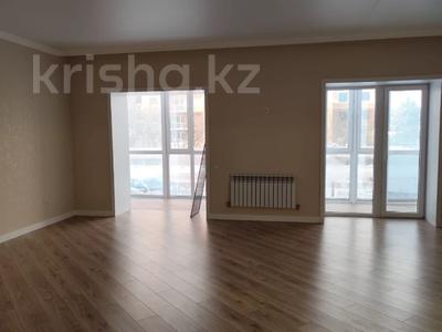 4-комнатная квартира · 175 м² · 1/5 этаж, Назарбаева за 83 млн 〒 в Петропавловске