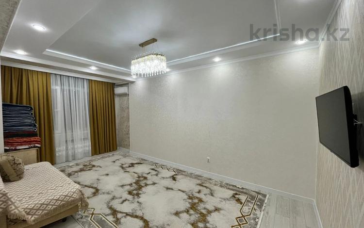 2-комнатная квартира · 66.3 м² · 9/9 этаж, 17-й мкр 94 за 23.7 млн ₸ в Актау — фото 10