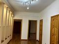4-комнатная квартира · 225 м² · 4 этаж, Зенкова 32 за 700 000 ₸ в Алматы, Медеуский р-н — фото 5