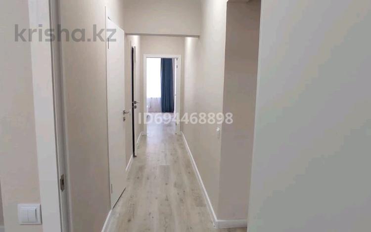 4-комнатная квартира · 93 м² · 3/9 этаж, Нажимеденова 23 — Нурмагамбетова за 450 000 ₸ в Астане, Алматы р-н — фото 2
