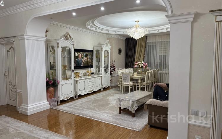 4-бөлмелі пәтер · 190 м² · 4/12 қабат, Сарыарка 15, бағасы: 88 млн ₸ в Астане, Сарыарка р-н — фото 2