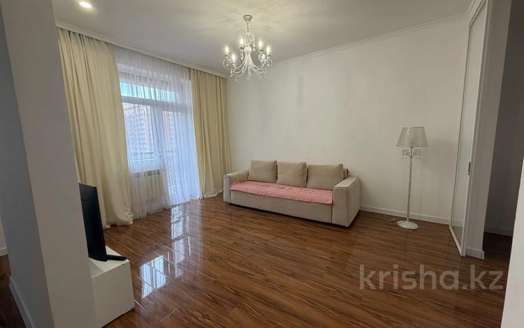 2-комнатная квартира · 57 м² · 14/15 этаж, 17-й мкр, ​17-й микрорайон 6 за 350 000 ₸ в Актау — фото 2