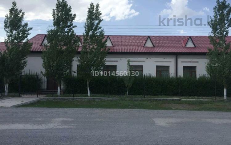 Еркін, дүкендер мен бутиктер, қоғамдық тамақтану орны, монша, қонақ үй және демалыс орындары, ойын-сауық · 750 м², бағасы: 50 млн ₸ в Аршалы — фото 2