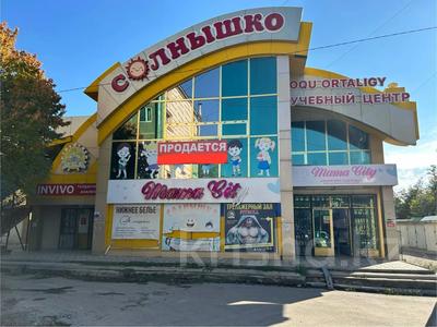 Свободное назначение, офисы, магазины и бутики, общепит, салоны красоты, медцентры и аптеки, образование · 1300 м² за 245 млн 〒 в Шымкенте, Аль-Фарабийский р-н