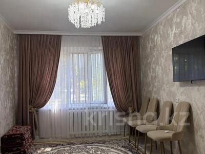 2-комнатная квартира · 54 м² · 1/5 этаж, мкр 11 за 18.4 млн ₸ в Актобе
