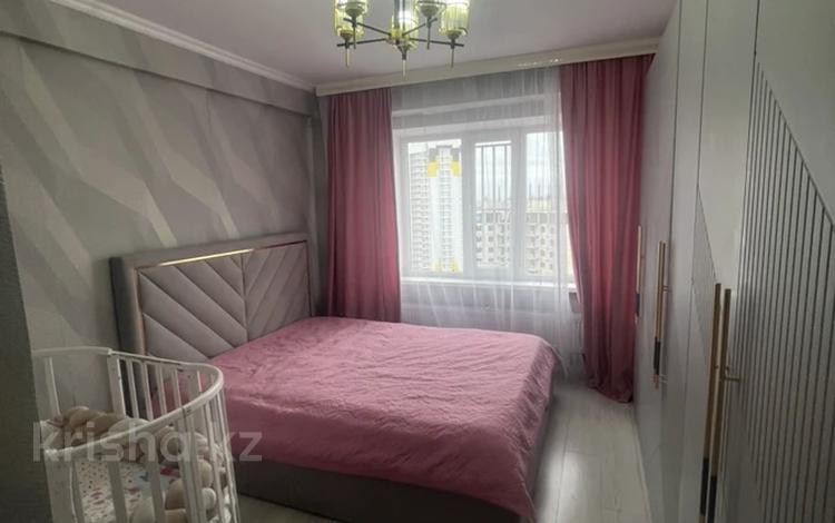 3-бөлмелі пәтер · 82 м² · 17/24 қабат, мкр Юго-Восток, момышулы 26/2, бағасы: 31 млн ₸ в Караганде, Казыбек би р-н — фото 2