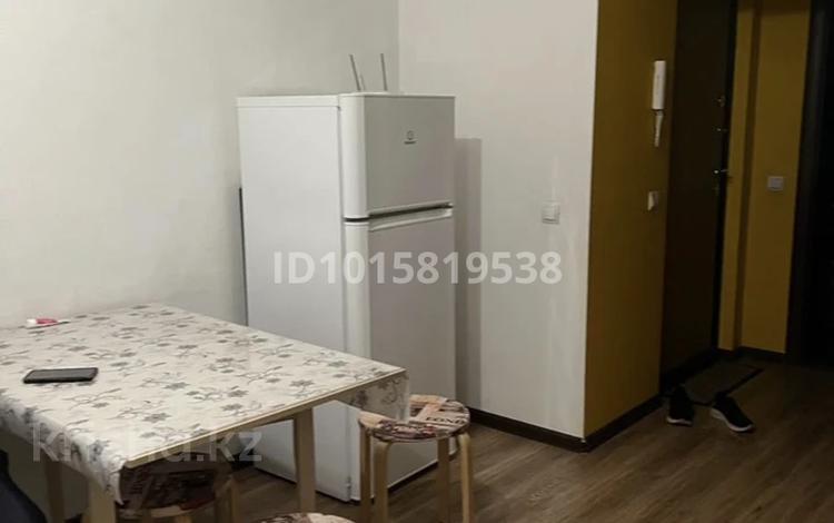 2-бөлмелі пәтер · 42 м² · 9/10 қабат, мкр Аксай, Б. Момышулы 25, бағасы: 31 млн ₸ в Алматы, Ауэзовский р-н — фото 2