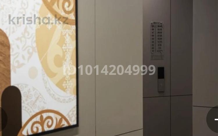2-комнатная квартира · 42 м² · 6/9 этаж, Кайым Мухамедханов за 280 000 ₸ в Астане, Нура р-н — фото 2