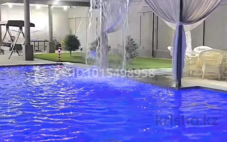 Дача · 6 комнат · 300 м², 14-я улица за 100 000 ₸ в Алматы, Турксибский р-н — фото 2