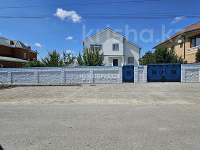 Отдельный дом · 7 комнат · 439.4 м² · 10 сот., мкр Жеруйык, Н.Ажигалиева 15 — Н.Ажигалиева за 62 млн 〒 в Атырау