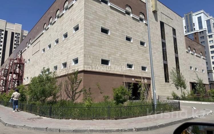 Паркинг · 20 м² · Бухар Жырау 30А — Бухар Жырау, бағасы: 30 000 ₸ в Астане, Есильский р-н — фото 2