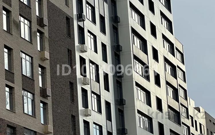 3-комнатная квартира · 96.4 м² · 3/9 этаж, Пересечение ул Казыбек Би и Е75,Е77 (рядом с пересечением улиц Туран и Улы дала) 40 за 51.2 млн ₸ в Астане, Нура р-н — фото 2