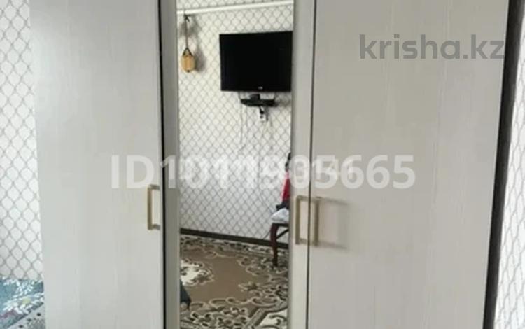 2-комнатная квартира · 58 м² · 2/2 этаж, 2 микрорайон 34 за 10 млн ₸ в Семее — фото 2
