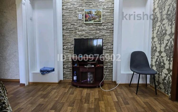 2-комнатная квартира · 45 м² · 2/5 этаж, Тонкуруш 4 — проспект жамбыла за 16 млн ₸ в Таразе — фото 2