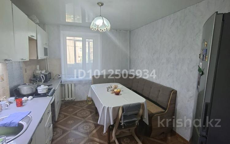 4-бөлмелі пәтер · 74 м² · 3/5 қабат, Майкудук, Майкудук, мкр Восток-1 15 — Поликлиника Inlife, бағасы: 22 млн ₸ в Караганде, Алихана Бокейханова р-н — фото 14