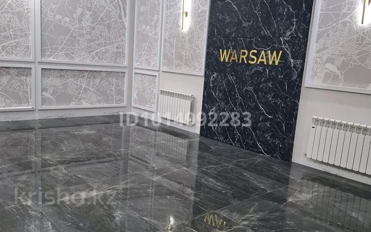 2-комнатная квартира · 54 м² · 1/10 этаж, мкр Комсомольский, Бокейхана 11/1 за 320 000 ₸ в Астане, Есильский р-н — фото 2