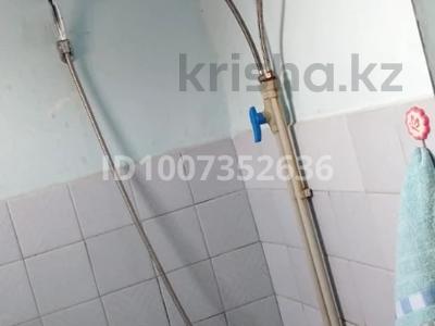 3-комнатная квартира · 66 м² · 2/2 этаж, Турисбекова 32 за 10 000 ₸ в Шардара