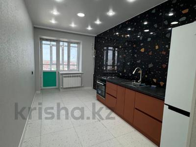 2-комнатная квартира · 56 м² · 8/10 этаж, мкр. Алтын орда за 25.5 млн 〒 в Актобе