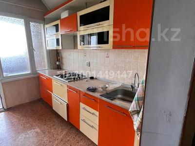 Аренда квартир в Алматинской обл.: 3-комнатная квартира · 76 м² · 4/5 этаж · помесячно, Қарасай батыр 38 — Магазин Элена за 230 000 〒 3-комнатная квартира · 76 м² · 4/5 этаж · помесячно, Қарасай батыр 38 — Магазин Элена за 230 000 〒 в Талгаре