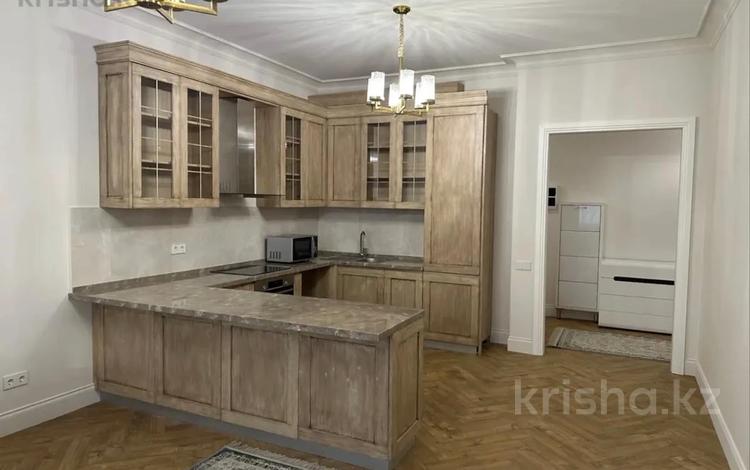 2-комнатная квартира · 63 м², Жарокова 218 за 350 000 ₸ в Алматы, Бостандыкский р-н — фото 2