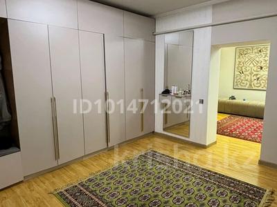 Отдельный дом · 8 комнат · 240 м² · 0.8 сот., Мұқанов 47 за 55 млн ₸ в 