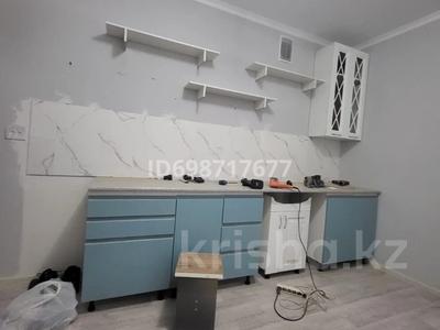 Пәтерлер в Карагандинской обл.: 2-бөлмелі пәтер · 65 м² · 5/5 қабат · ай сайын, 6й микрорайон, Академическая, бағасы: 160 000 〒 2-бөлмелі пәтер · 65 м² · 5/5 қабат · ай сайын, 6й микрорайон, Академическая, бағасы: 160 000 〒 в Караганде, Казыбек би р-н