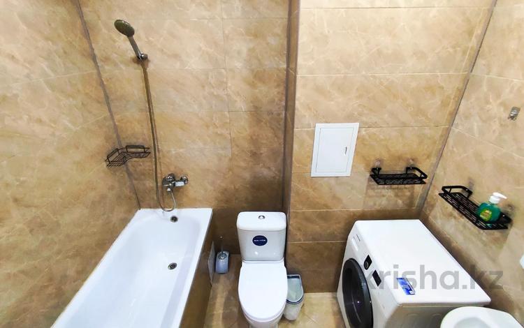 1-бөлмелі пәтер · 55 м² · 10/12 қабат, 16-ш/а. 44 — ТРК АКТАУ,АКВАПАРК,МОРЕ,ЦЕНТР ГОРОДА, бағасы: 10 000 ₸ в Актау, 16-й мкр  — фото 11