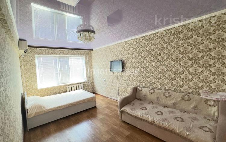 1-бөлмелі пәтер · 35 м² · 3/5 қабат, Караменде би 74, бағасы: 90 000 ₸ в Балхаше — фото 2