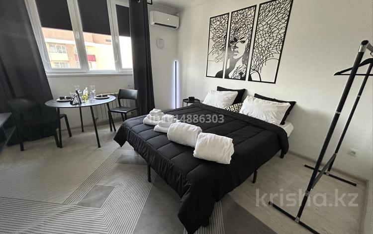 1-комнатная квартира · 35 м² · 17/17 этаж, Жандосова 150/2 за 295 000 ₸ в Алматы, Ауэзовский р-н — фото 4